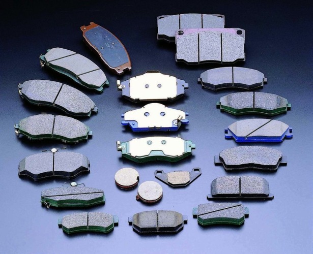 Замена тормозных колодок