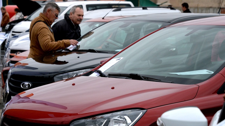 С начала года россияне потратили на иномарки 650 млрд. рублей